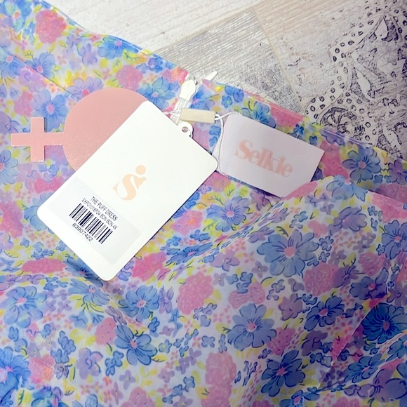 Selkie The Puff Dress in Bon Bon - Picture 4 of 8